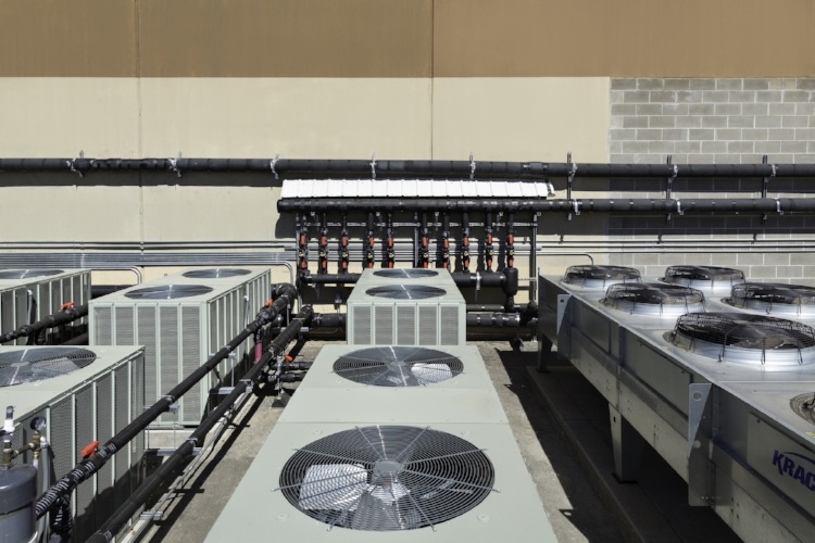 Cooling system for indoor cannabis garden
